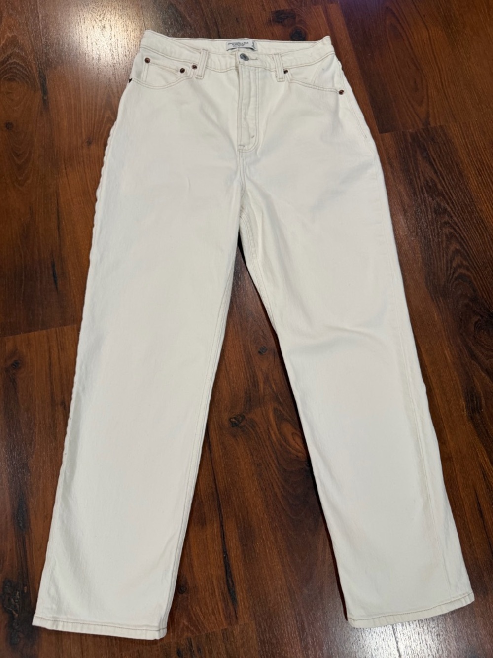 Abercrombie and Fitch Ankle Straight Ultra High rise Curve Love 29/8 Cream